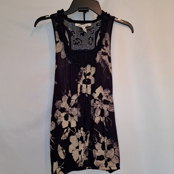 American Rag Navy and Cream Floral Sleeveless Top Size Large #117 - Picture 1 of 7